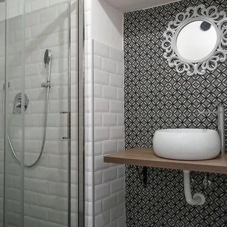 Salvator Rosa 108 ゲストハウス 4*